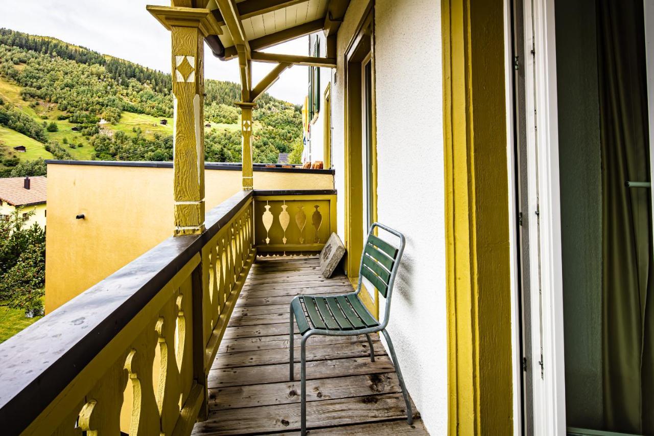 Hotel Vallatscha Curaglia Exterior photo